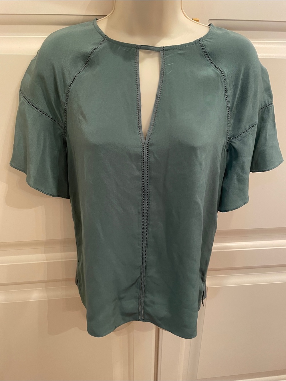 Bailey 44 Sage silk mixed media top sz xs